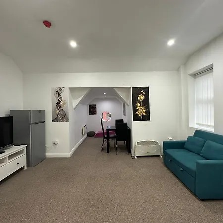 Stunning Birmingham City Center Apartment - Sleeps 4 - Free Parking, Netflix, Prime, Disney Exterior photo